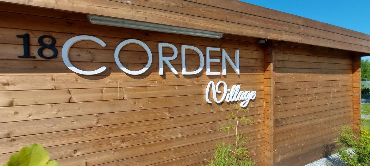 Corden Village 莱鲍 外观 照片